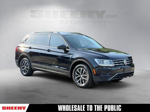 Deep Black Pearl 2021 Volkswagen Tiguan 2.0T S