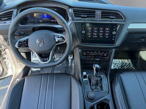 2024 Volkswagen Tiguan 2.0T SE R-Line Black 4MOTION