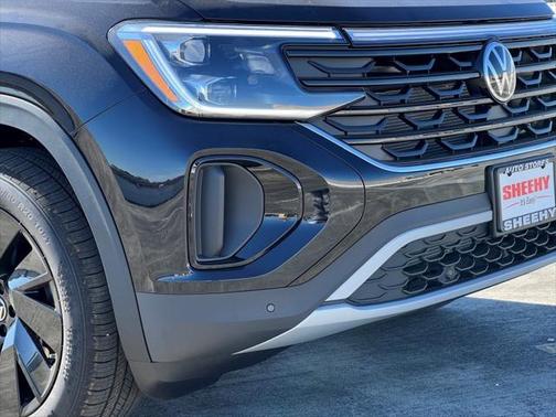 2025 Volkswagen Atlas Cross Sport 2.0T SE w/Technology 4MOTION