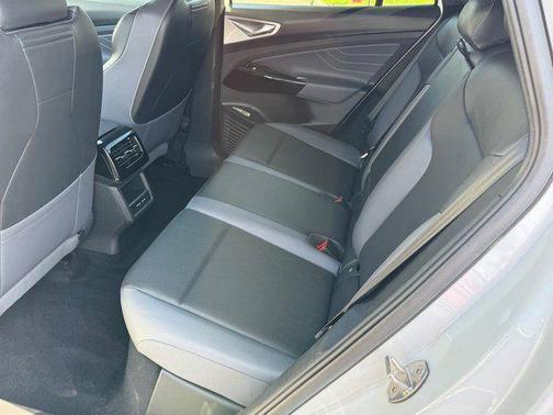 Opal White 2023 Volkswagen ID.4 Pro S