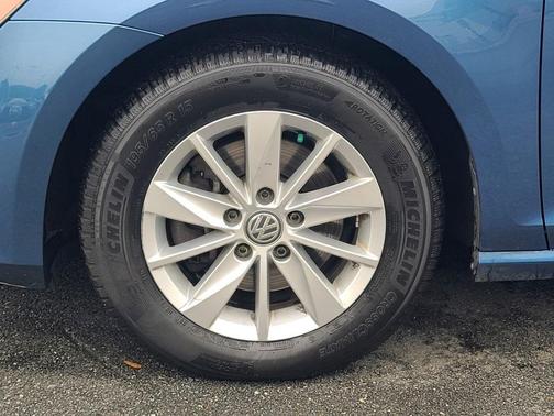 2015 Volkswagen Golf Auto TSI S