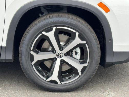 2026 Volkswagen Tiguan 2.0T SE 4MOTION