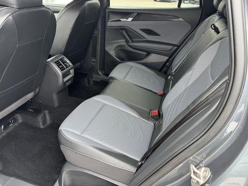 2025 Volkswagen Tiguan 2.0T SE R-Line Black 4MOTION