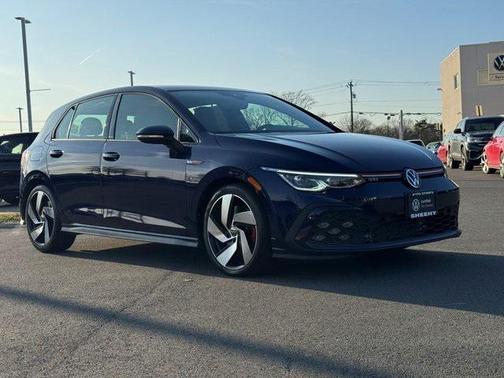 2022 Volkswagen Golf GTI 2.0T SE DSG