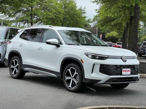 2025 Volkswagen Tiguan 2.0T SE 4MOTION