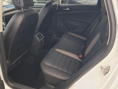 2022 Volkswagen Taos 1.5T SEL