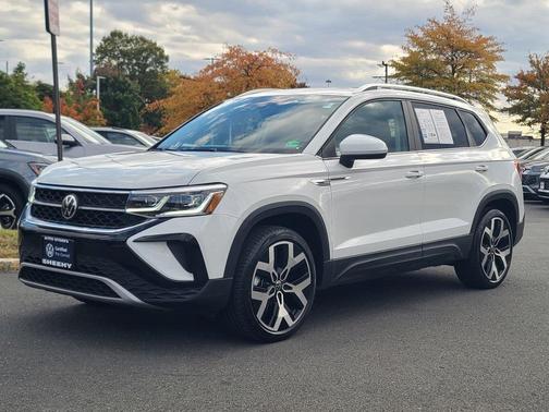 2022 Volkswagen Taos 1.5T SEL