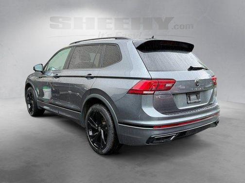 Platinum Gray Metallic 2024 Volkswagen Tiguan 2.0T SE R-Line Black