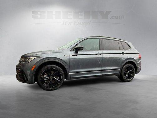 Platinum Gray Metallic 2024 Volkswagen Tiguan 2.0T SE R-Line Black