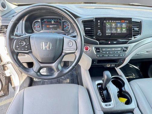 Lunar Silver Metallic 2020 Honda Pilot AWD EX-L