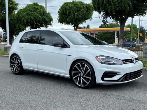 2018 Volkswagen Golf R 2.0T Manual