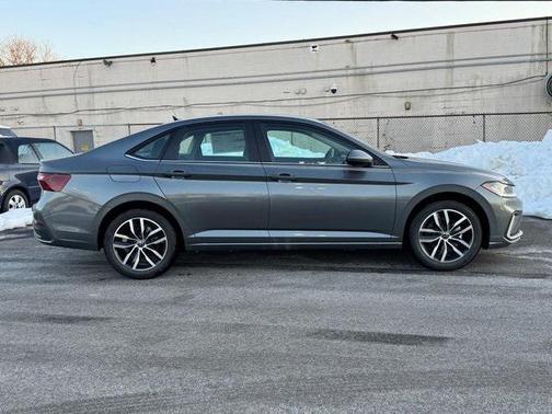 2026 Volkswagen Jetta 1.4T SE