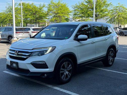 White Diamond Pearl 2018 Honda Pilot EX-L