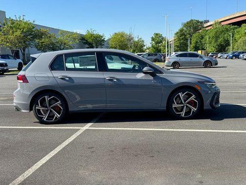 Moonstone 2026 Volkswagen Golf GTI 2.0T SE DSG