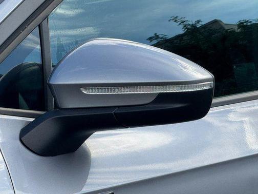 Silver Mist Metallic 2023 Volkswagen ID.4 AWD Pro S
