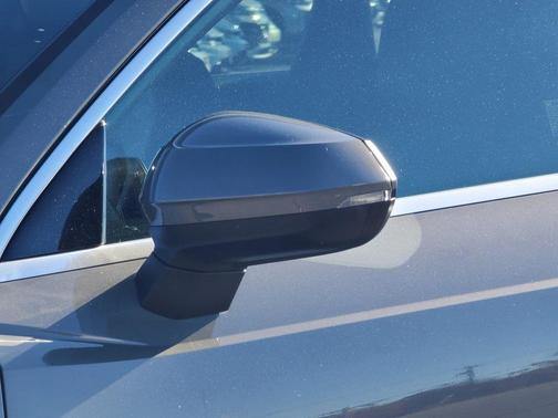 2024 Audi Q3 Premium 45 TFSI S line quattro Tiptronic