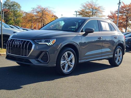 2024 Audi Q3 Premium 45 TFSI S line quattro Tiptronic