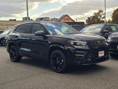 2025 Volkswagen Tiguan 2.0T SE R-Line Black 4MOTION