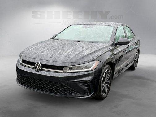 Deep Black Pearl 2025 Volkswagen Jetta 1.5T Sport