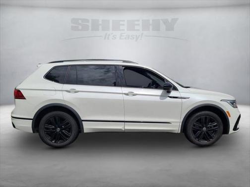 2022 Volkswagen Tiguan 2.0T SE R-Line Black 4MOTION