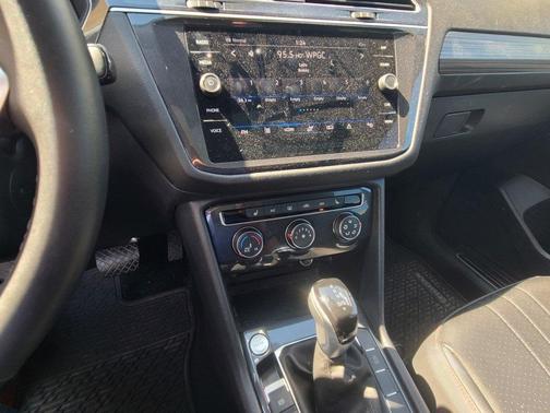 2024 Volkswagen Tiguan 2.0T Wolfsburg Edition