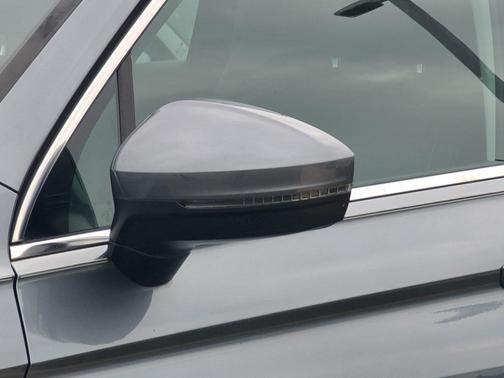 2018 Volkswagen Tiguan 2.0T SE 4MOTION