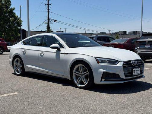 Glacier White Metallic 2018 Audi A5 2.0T Premium Plus