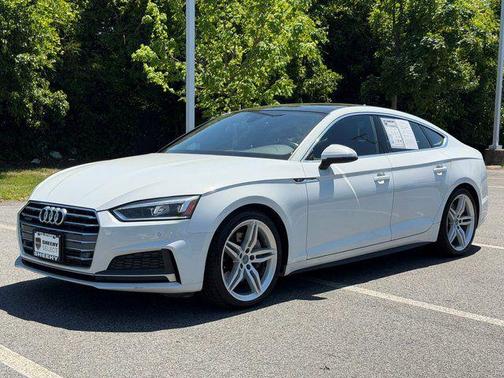 Glacier White Metallic 2018 Audi A5 2.0T Premium Plus