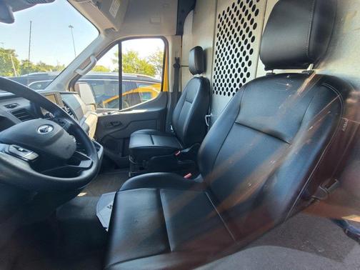 2021 Ford Transit-250 Base