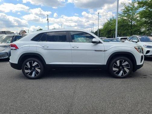 2026 Volkswagen Atlas Cross Sport 2.0T SE w/Technology 4MOTION