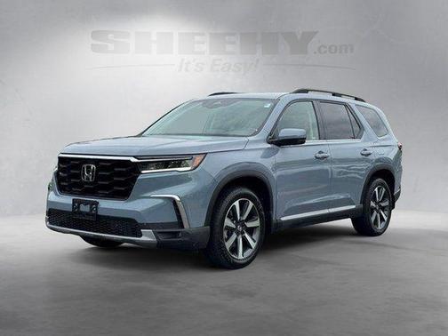 Gray 2024 Honda Pilot Touring 8-Passenger