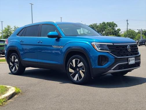 2025 Volkswagen Atlas Cross Sport 2.0T SE w/Technology 4MOTION