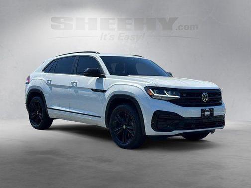 Opal White Pearl 2023 Volkswagen Atlas Cross Sport 3.6L V6 SEL R-Line