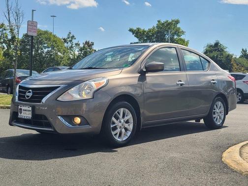 2015 Nissan Versa 1.6 SV