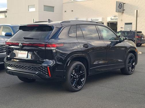 2026 Volkswagen Tiguan 2.0T SE R-Line Black 4MOTION
