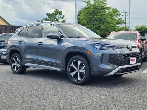 2025 Volkswagen Tiguan 2.0T SE 4MOTION
