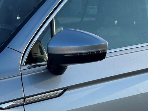 2023 Volkswagen Tiguan 2.0T SE 4MOTION