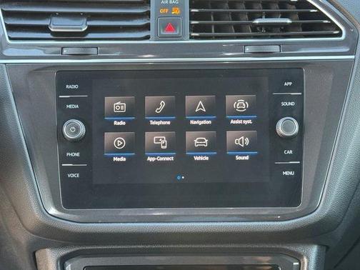 2023 Volkswagen Tiguan 2.0T SE 4MOTION