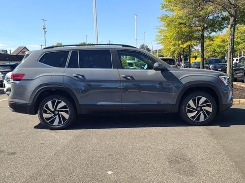 2026 Volkswagen Atlas 2.0T SE w/Technology 4MOTION