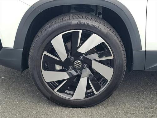 2024 Volkswagen Taos 1.5T SEL