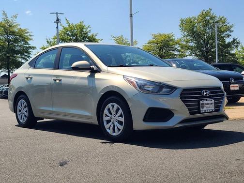 2019 Hyundai Accent SE