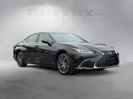 2023 Lexus ES 300h Base