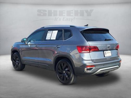 2024 Volkswagen Taos 1.5T SE