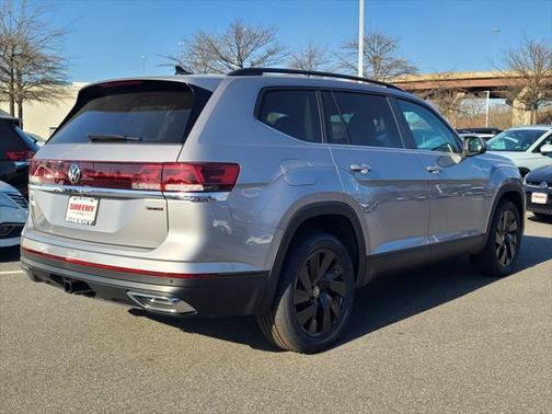 2025 Volkswagen Atlas 2.0T SE w/Technology 4MOTION