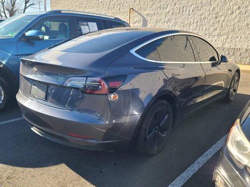2020 Tesla Model 3 Standard Range