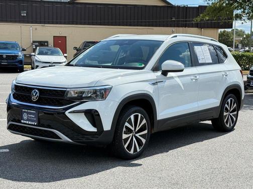 2023 Volkswagen Taos 1.5T SE