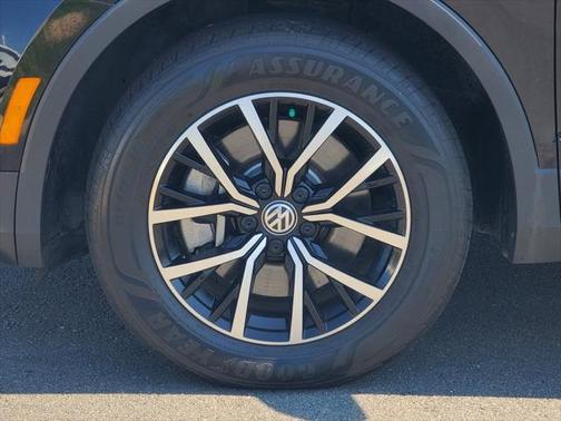 2021 Volkswagen Tiguan 2.0T SE