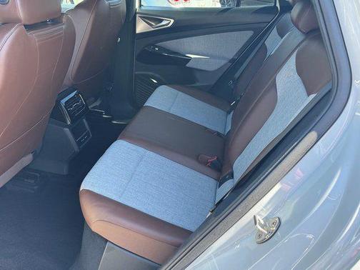 Pure White 2023 Volkswagen ID.4 Standard