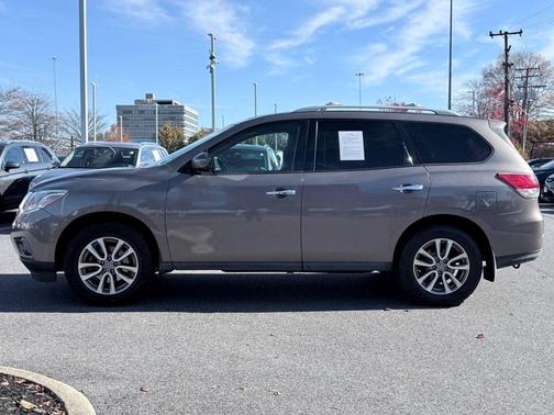 2013 Nissan Pathfinder SV