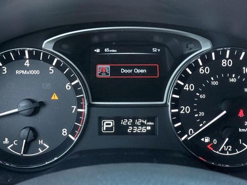 2013 Nissan Pathfinder SV